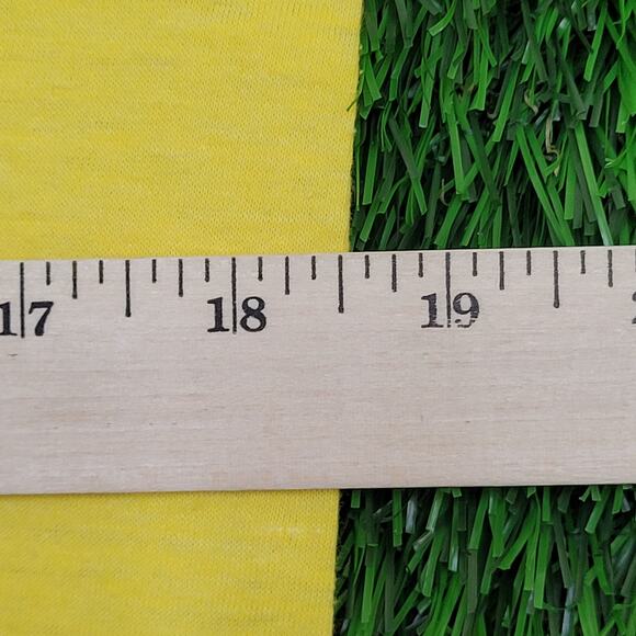 Vintage 1986 Screen-Stars Shirt Womens M/L 18x24 Yellow USA - Picture 7 of 13